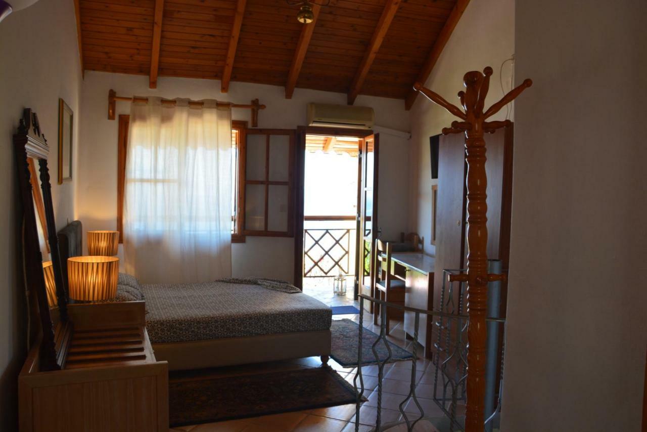 Four Seasons Verga Villa Каламата Екстериор снимка